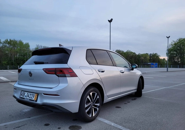 Volkswagen Golf cena 73500 przebieg: 3200, rok produkcji 2020 z Gdynia małe 596